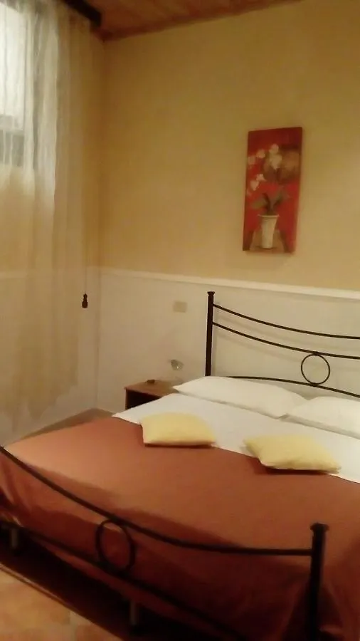 Graziella Rooms And Apartments Trapani 2*,
