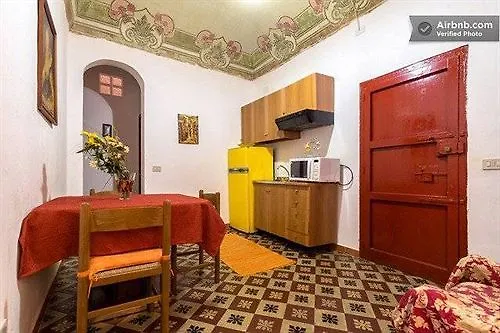 Graziella Rooms And Apartments トラーパニ